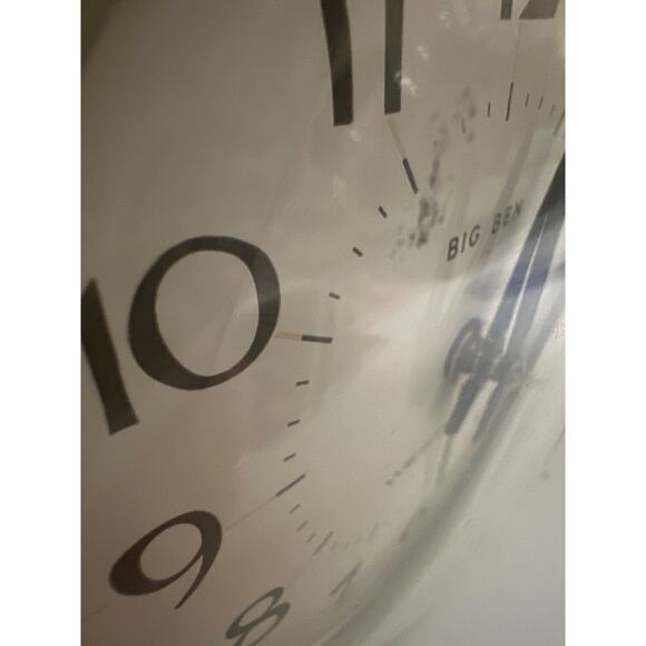 VTG Westclock Big Ben Mechanical windup clock alarm cream gold metal gear driven - Picture 10 of 12